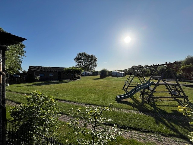 Het campingveld